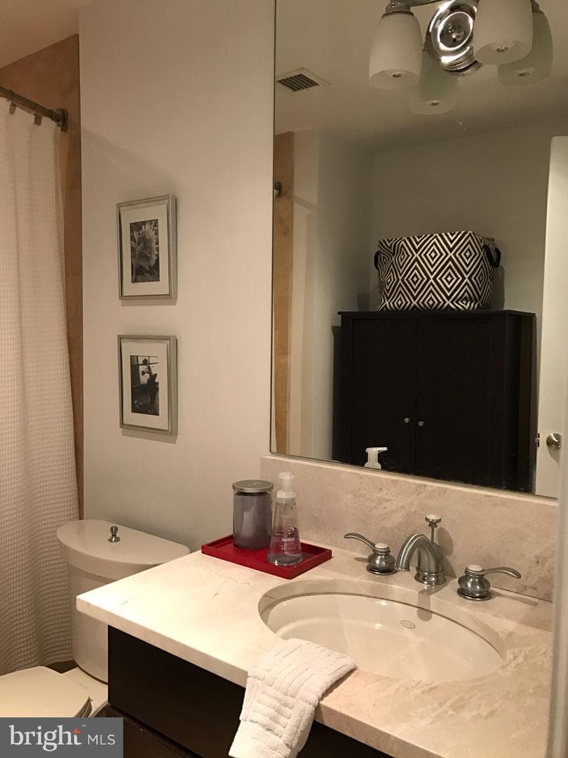 1701 Locust Street #1801 photo 8
