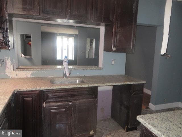 5006 N 19th Street photo 5