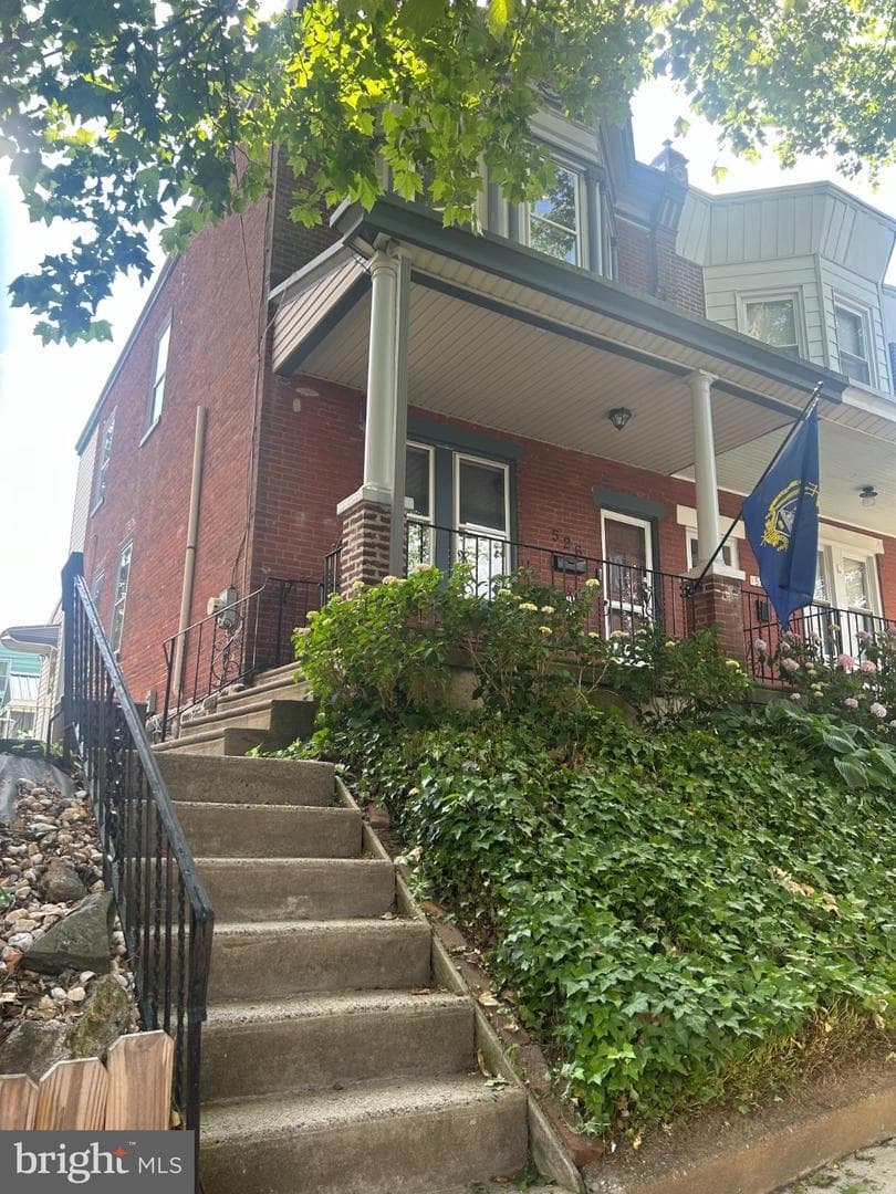 526 Arthur Street photo 21