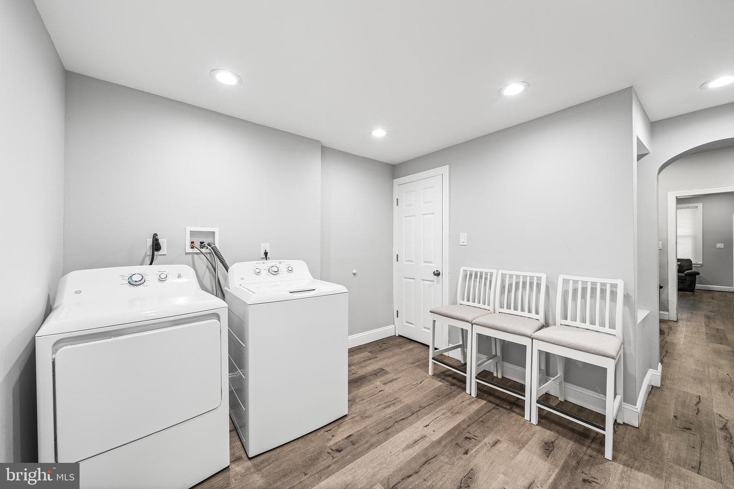 6140 Chew Avenue photo 11