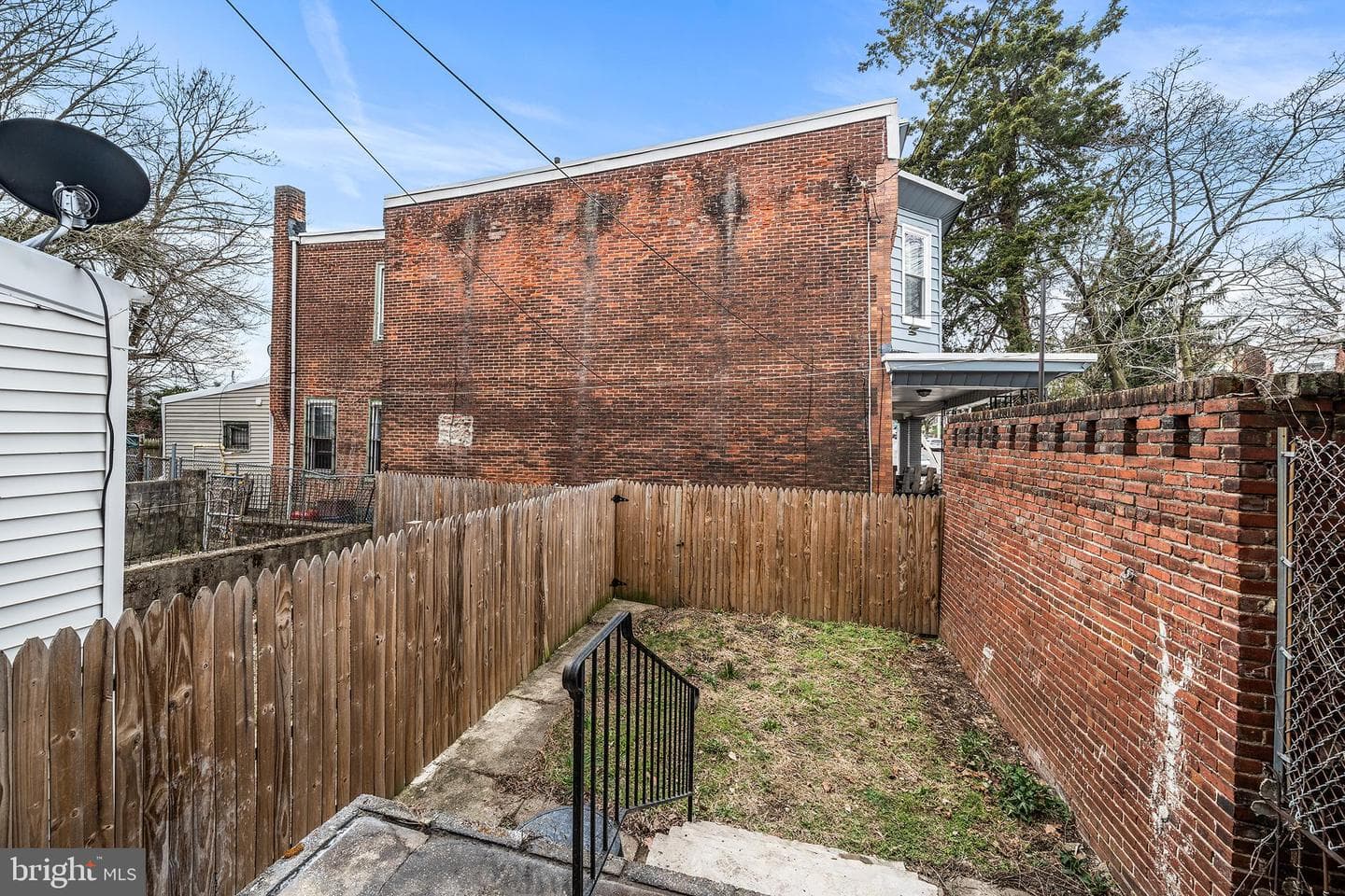 6140 Chew Avenue photo 24
