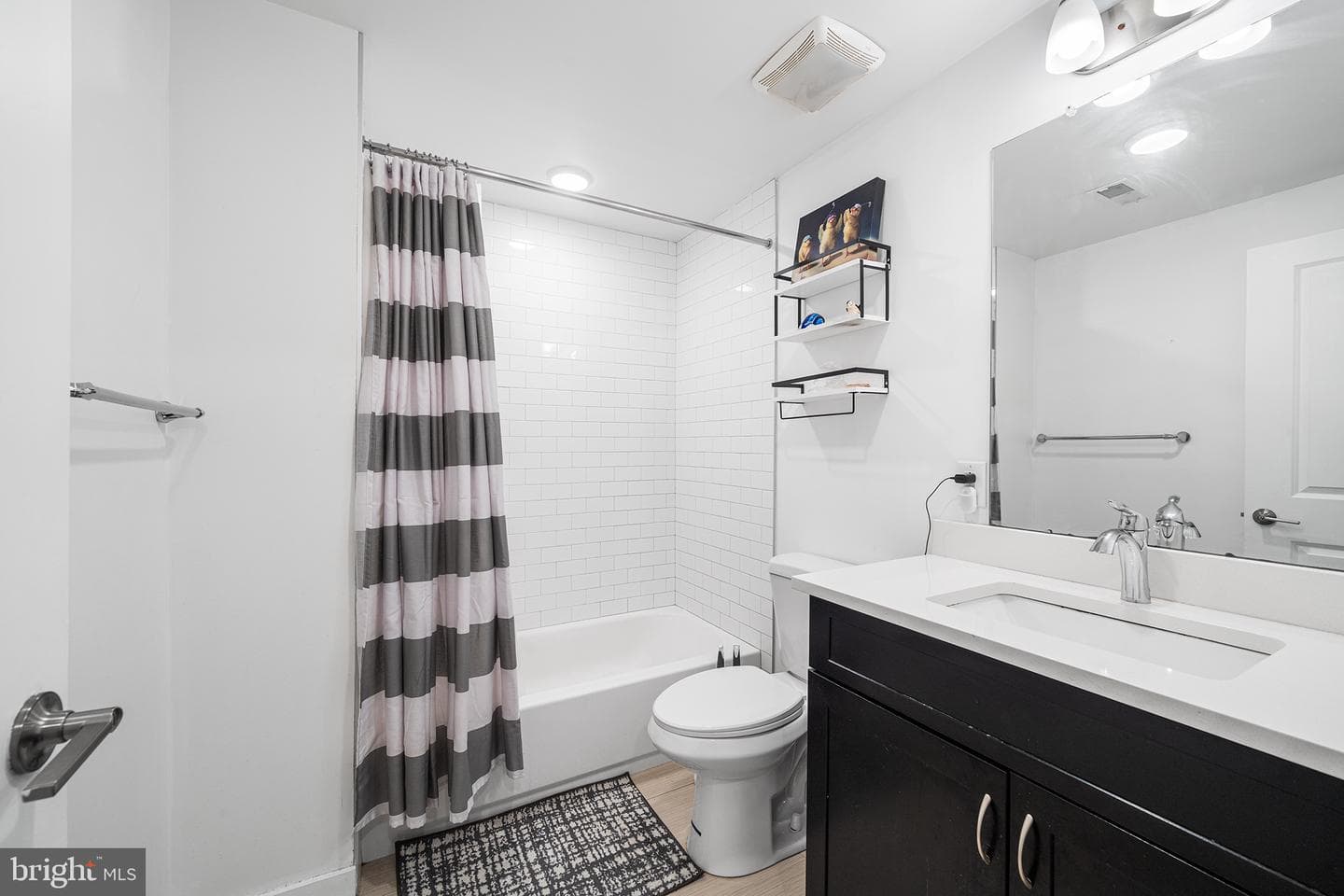 1640 N 5th Court #29a photo 16