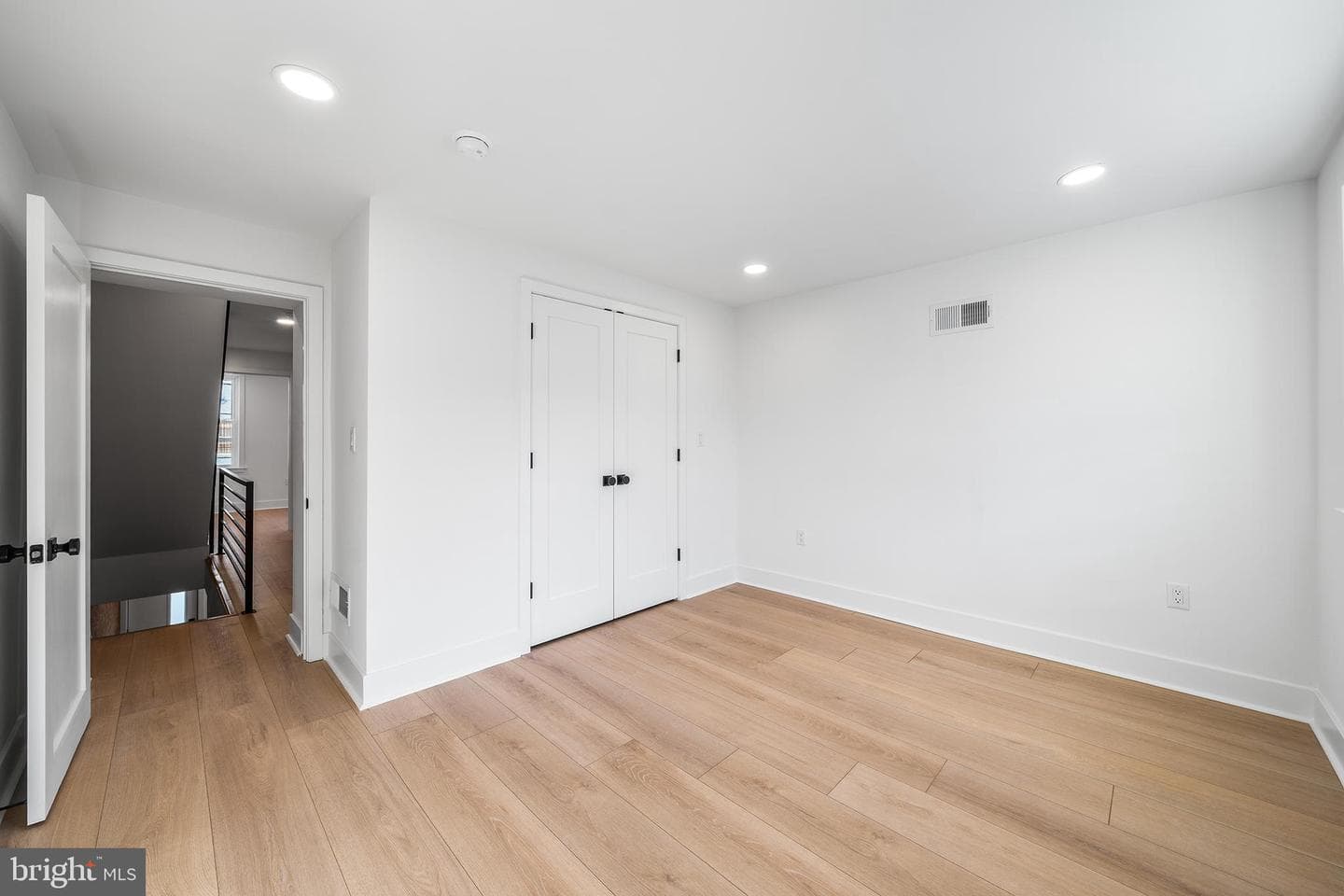 714 Earp Street photo 14