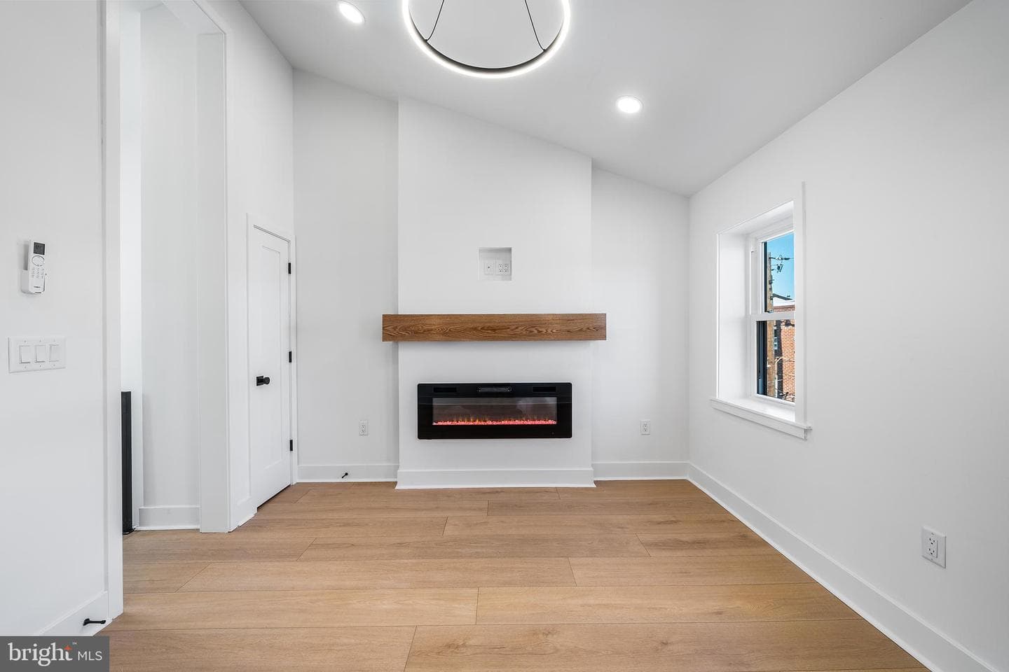 714 Earp Street photo 24
