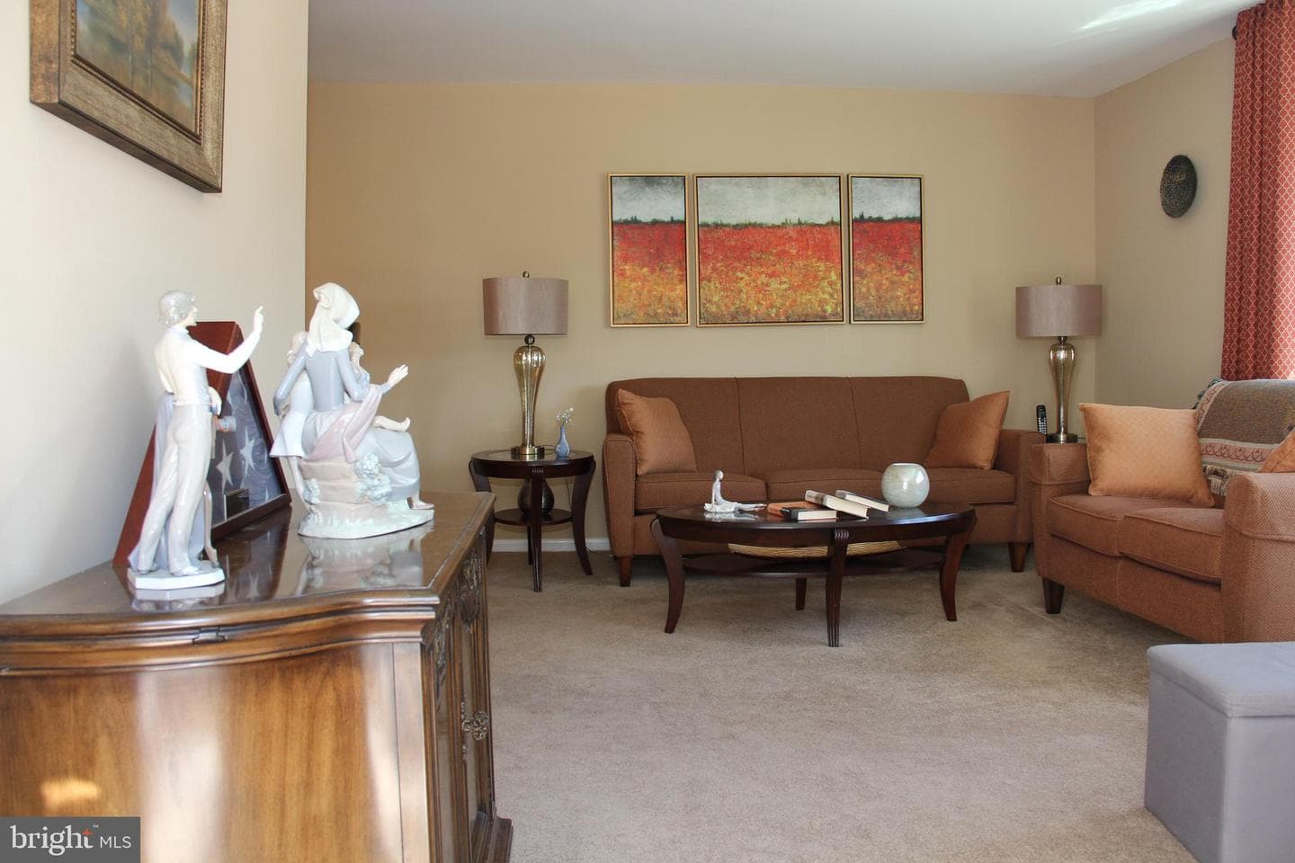 7902 Brous Avenue photo 4