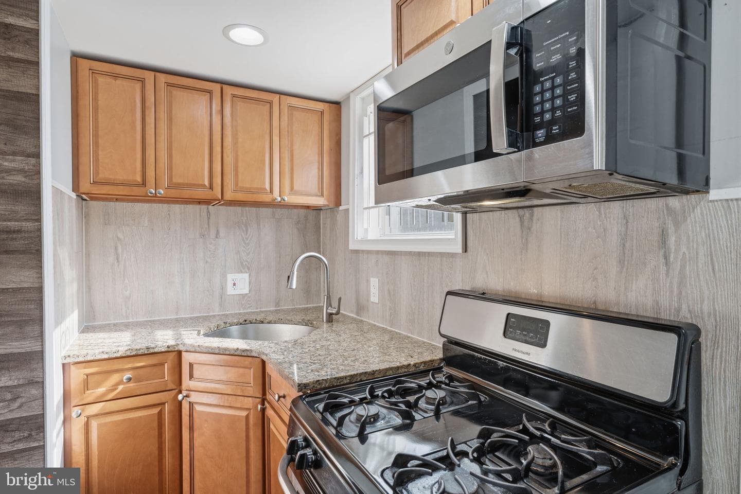 4541 N Colorado Street photo 11