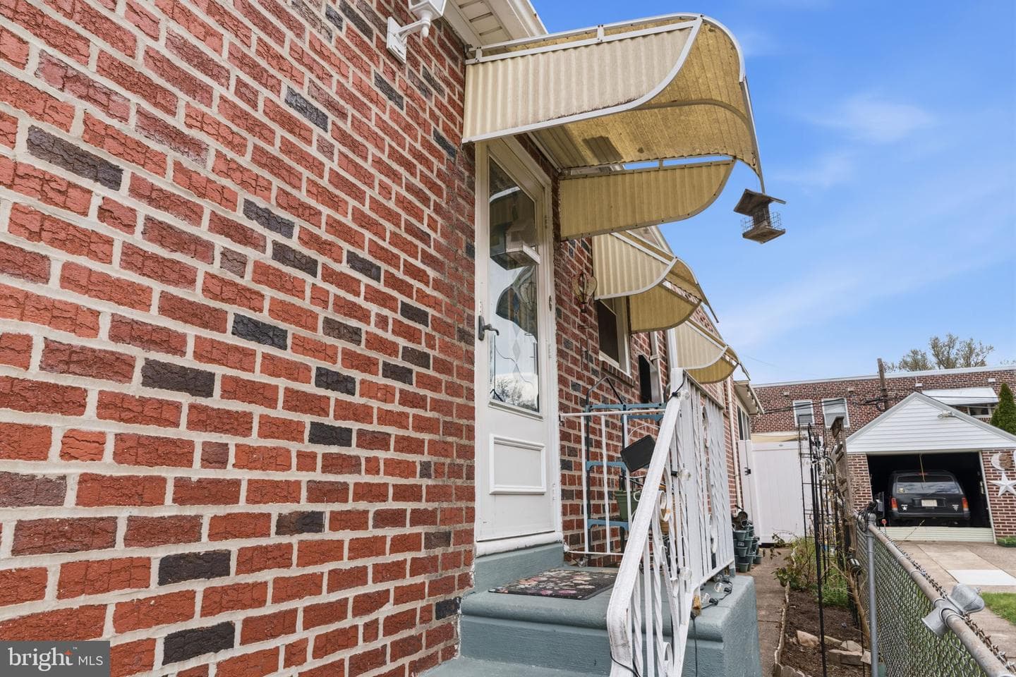 729 Chandler Street photo 4