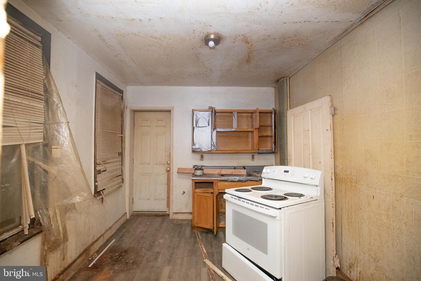 2453 N Bouvier Street photo 24