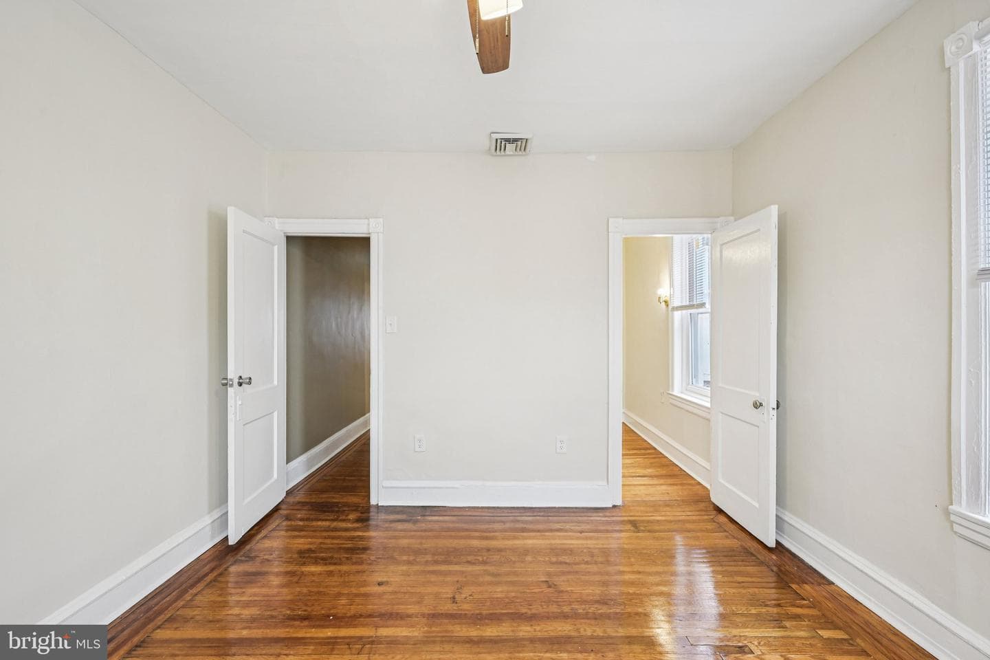 6231 Lansdowne Avenue photo 22