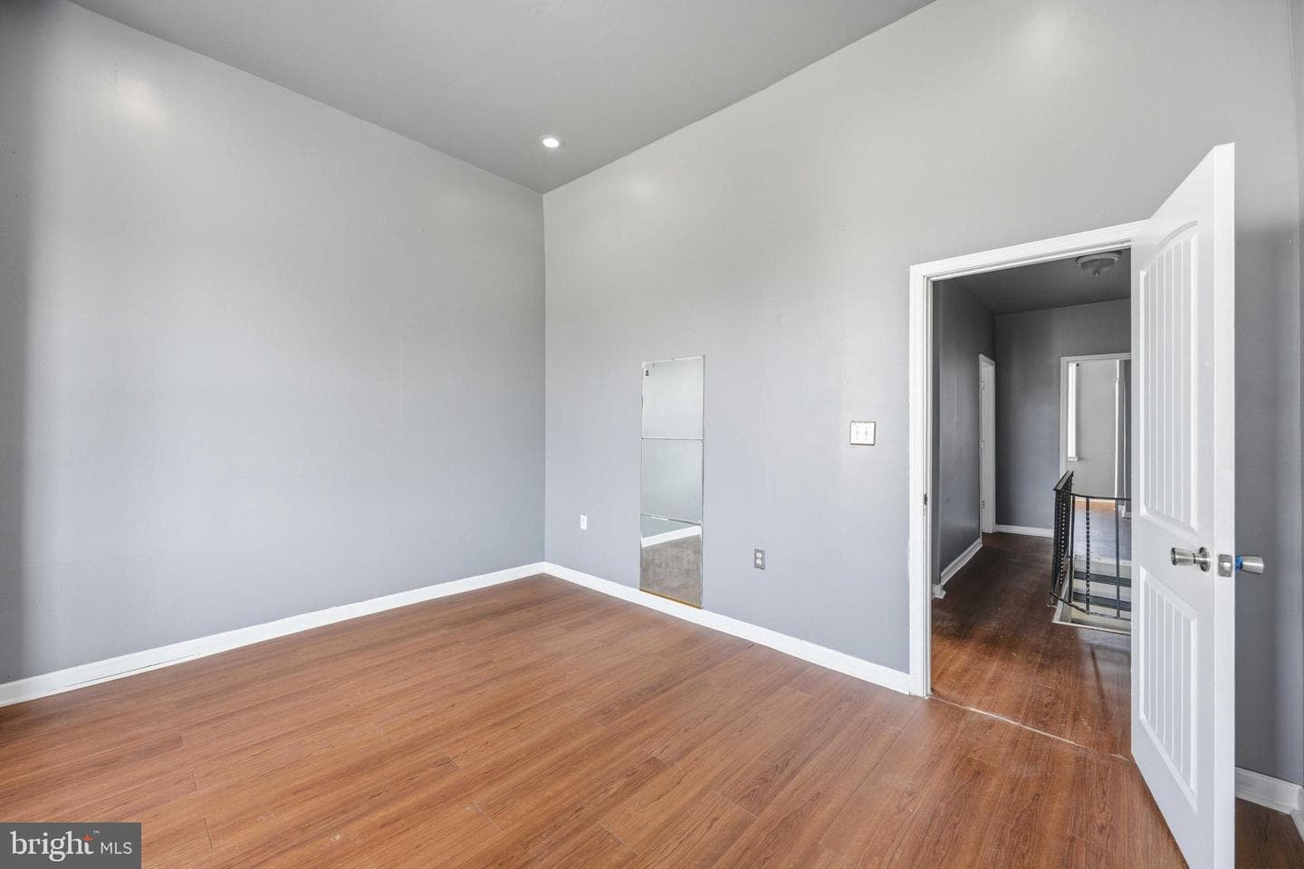 2757 N 25th Street photo 27