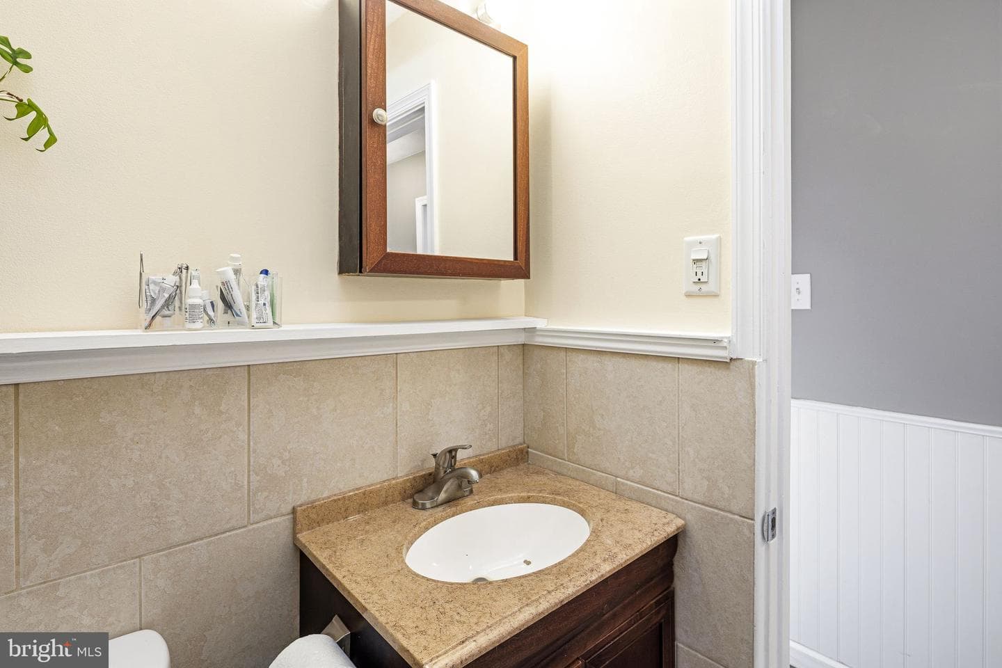 7265 Hill Road photo 12