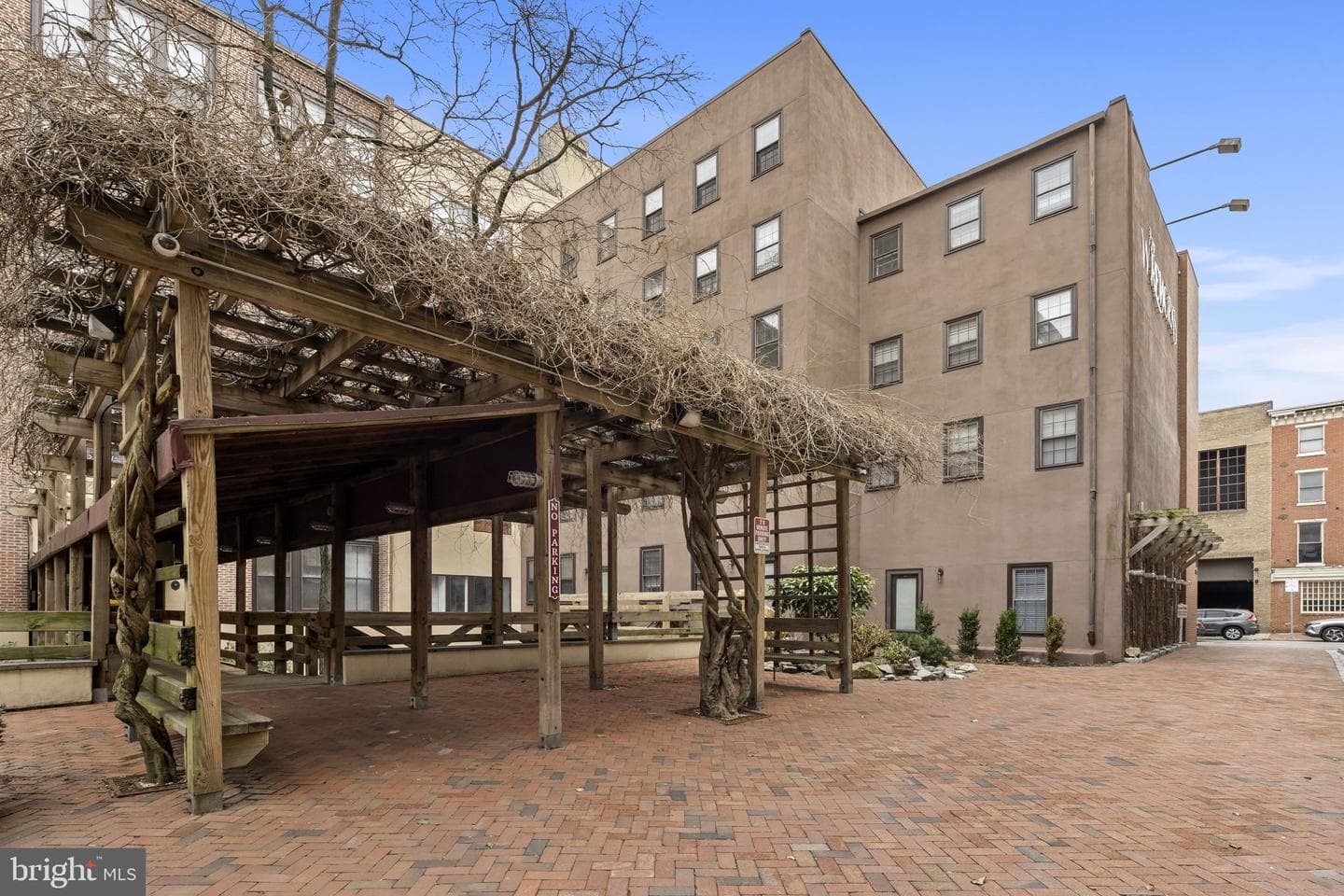 301 Race Street #c002 photo 24