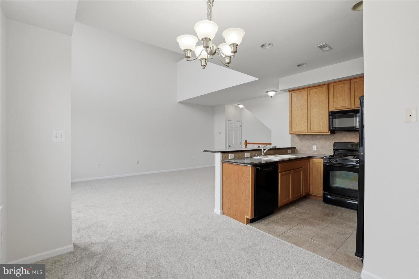 2103 Verona Drive photo 10