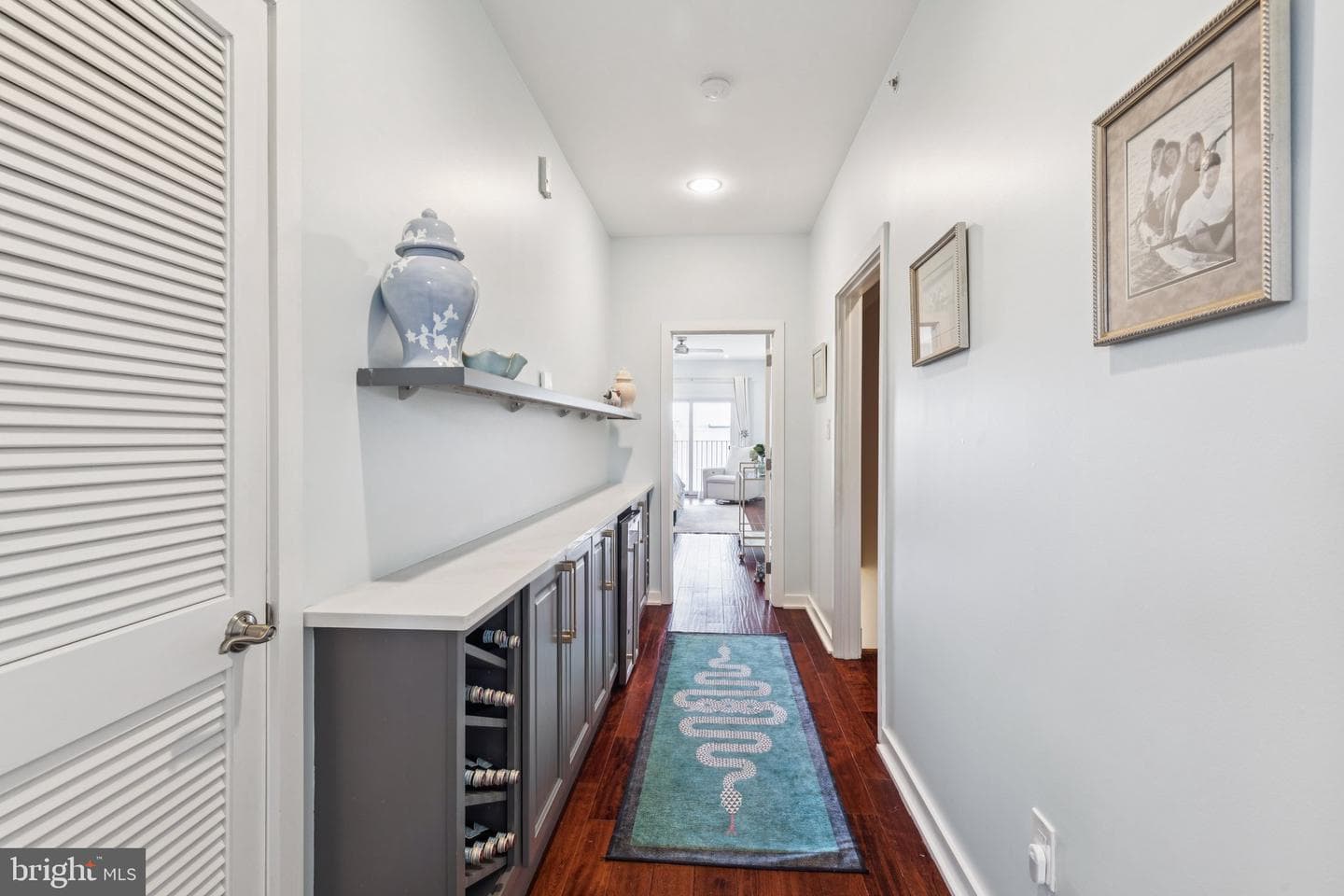 922 N Marshall Street photo 21