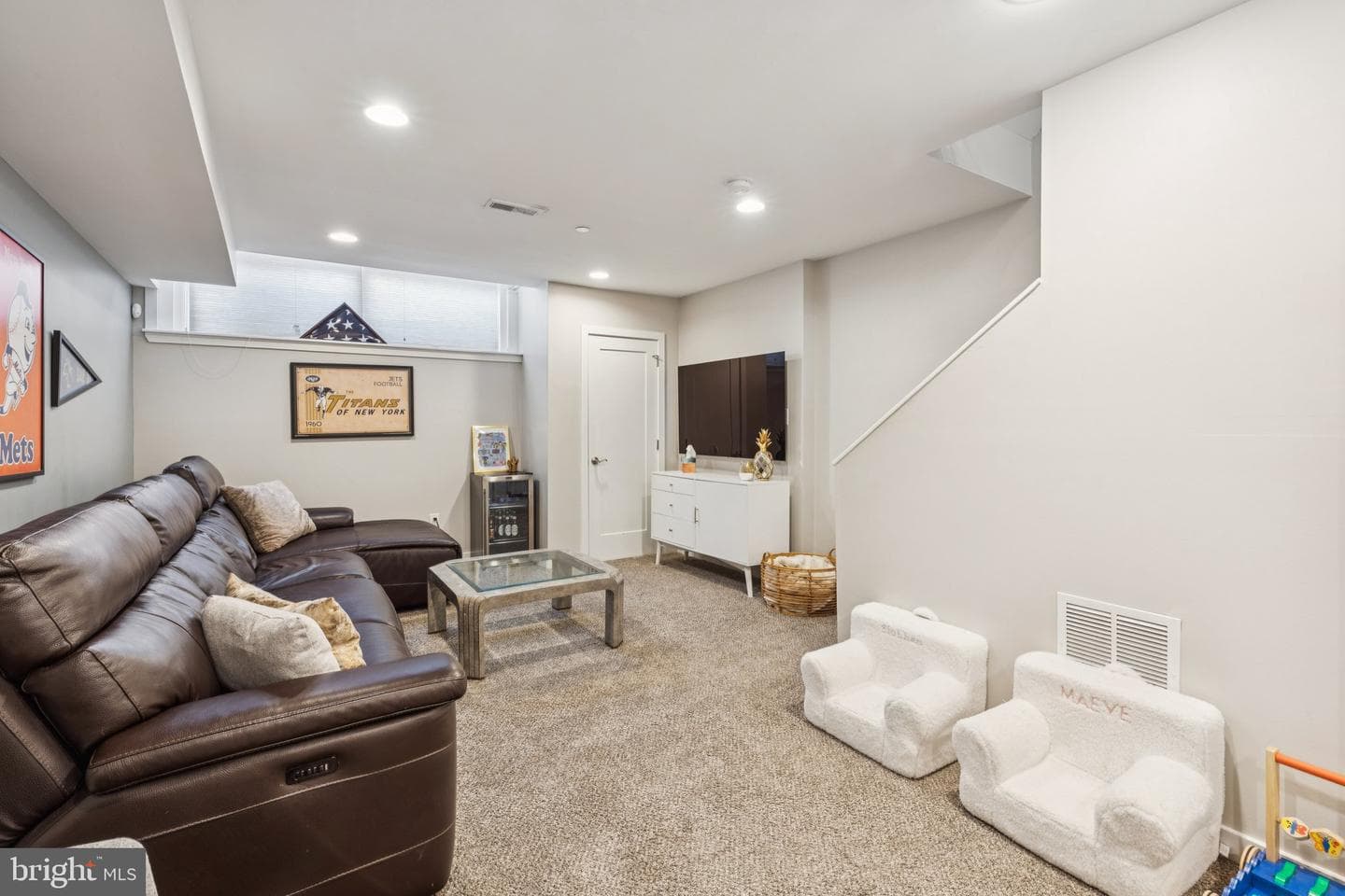 922 N Marshall Street photo 32