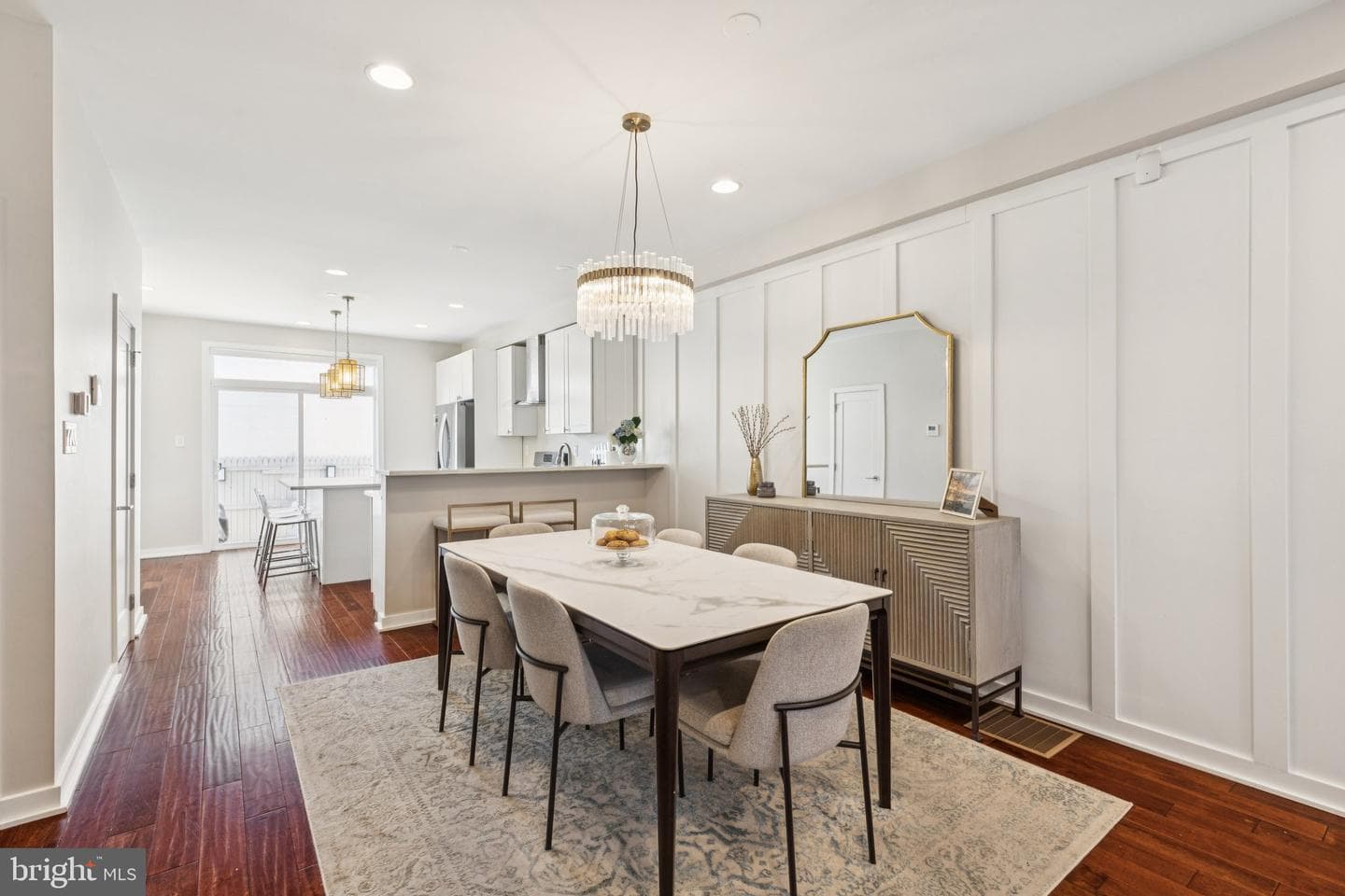 922 N Marshall Street photo 6