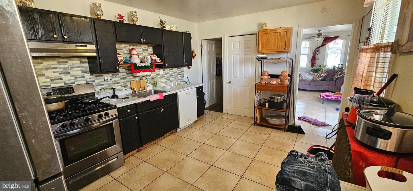 4535 Hedge Street photo 9