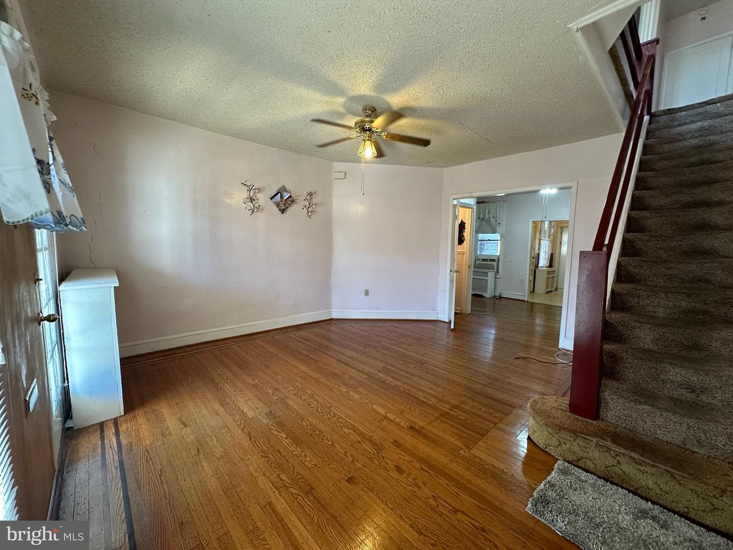 4918 Rosehill Street photo 22