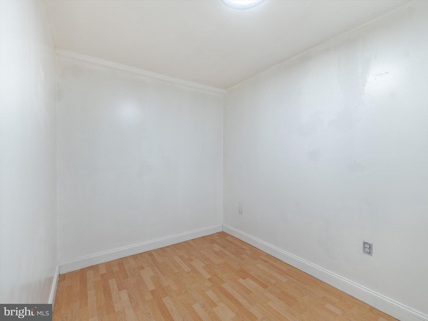 2442 S Sheridan Street photo 8
