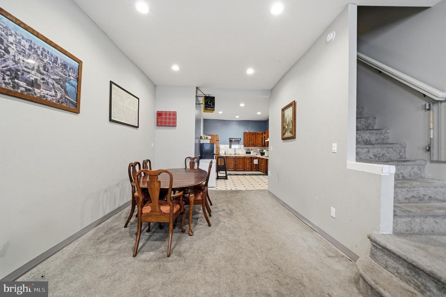807 Cameron Street photo 3