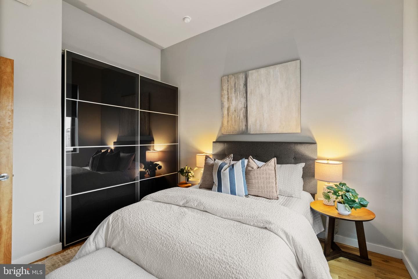 1720 Folsom Street #b photo 29