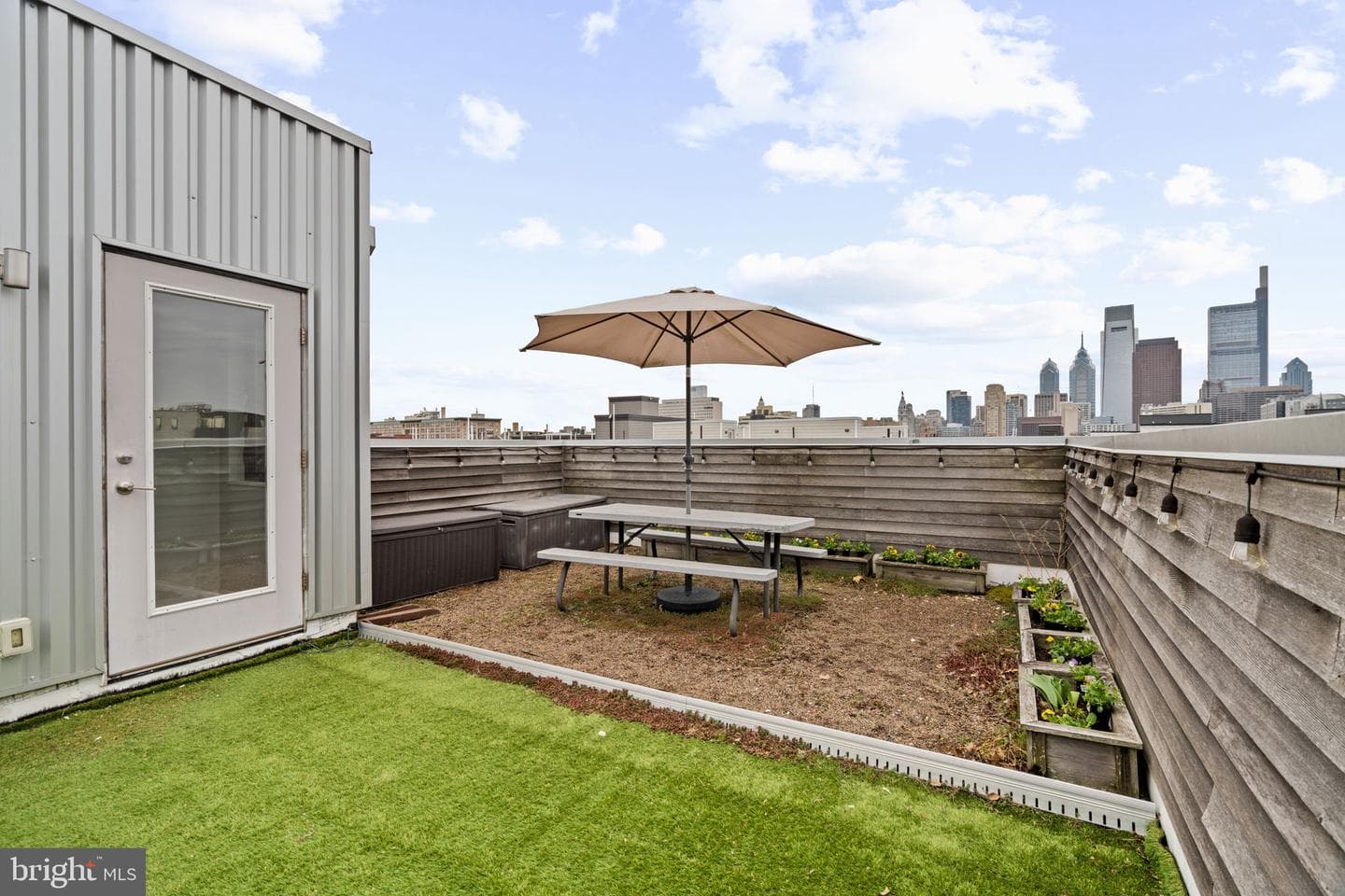 1720 Folsom Street #b photo 35