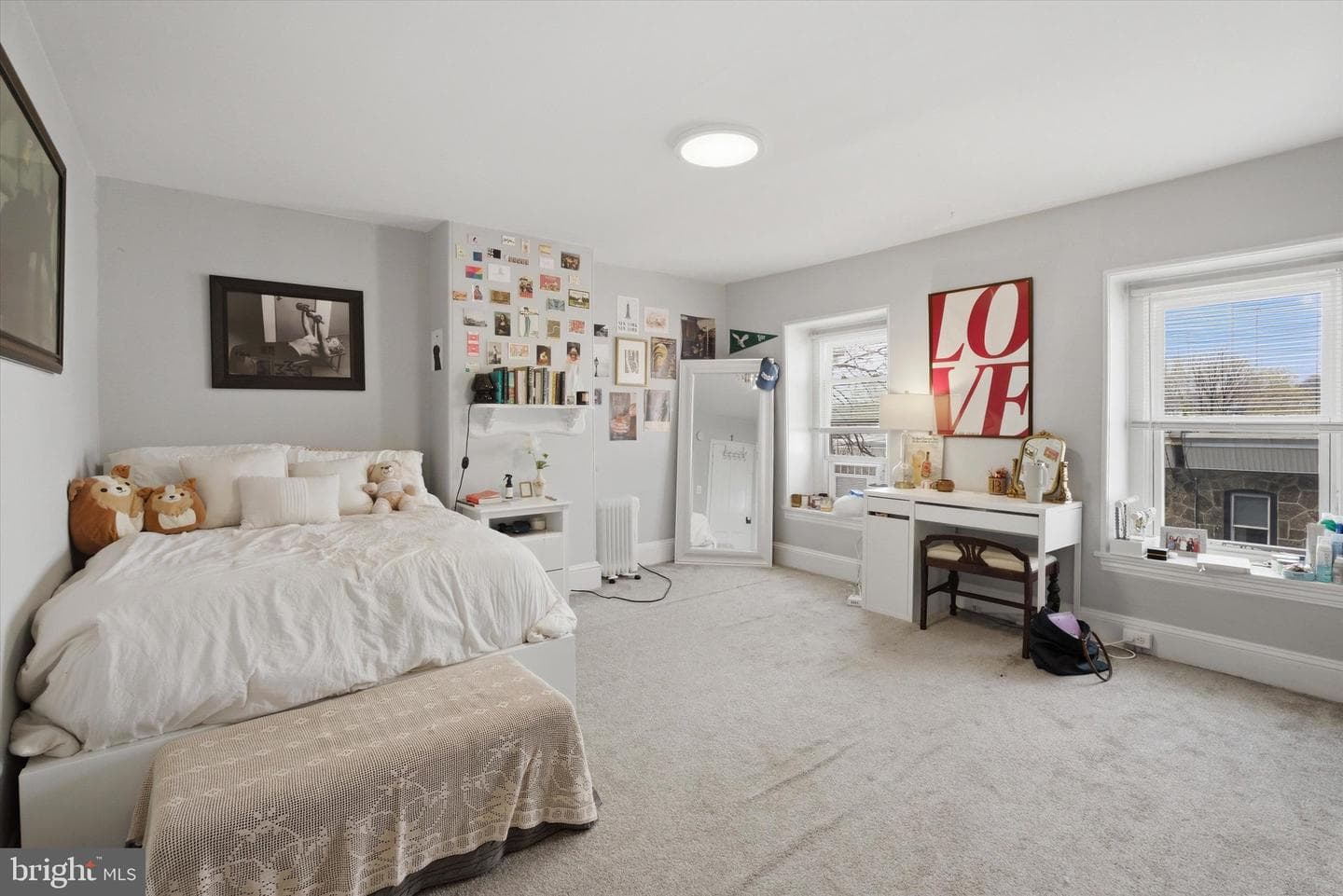 106 W Salaignac Street photo 21
