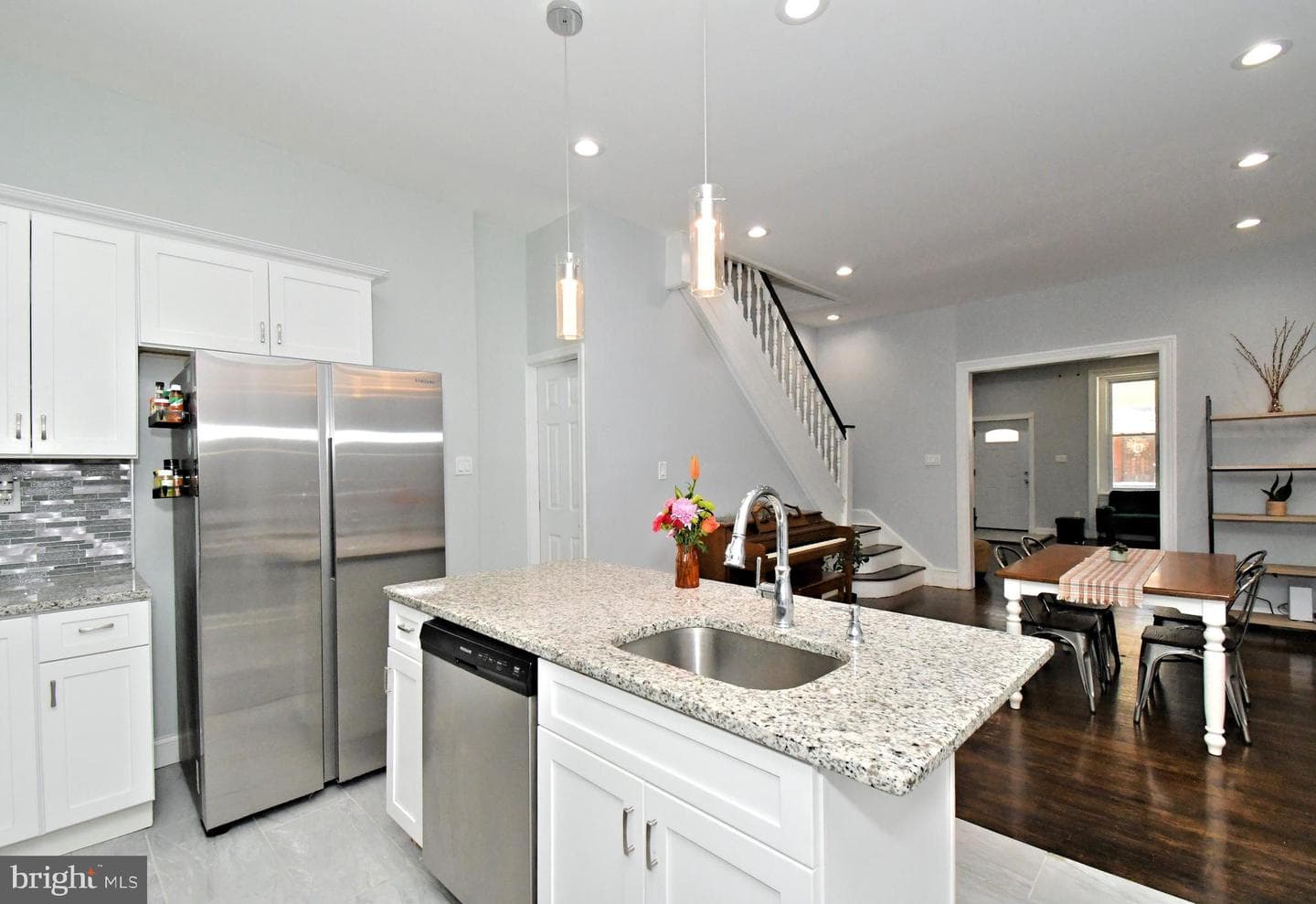 1325 N Redfield Street photo 19