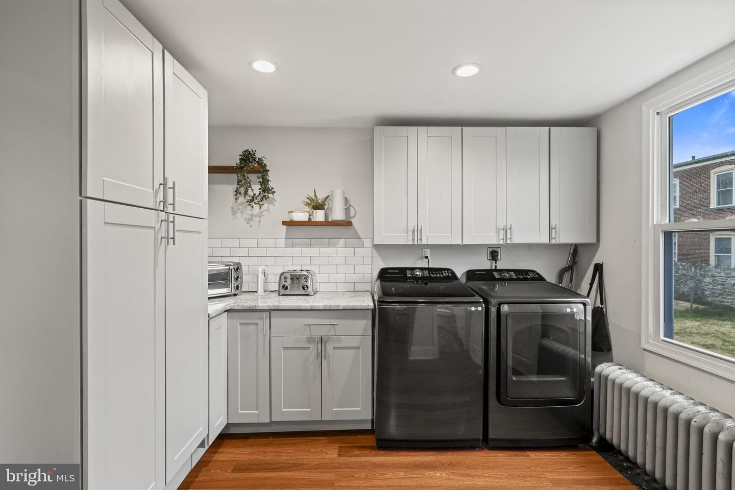 454 Lyceum Avenue photo 12
