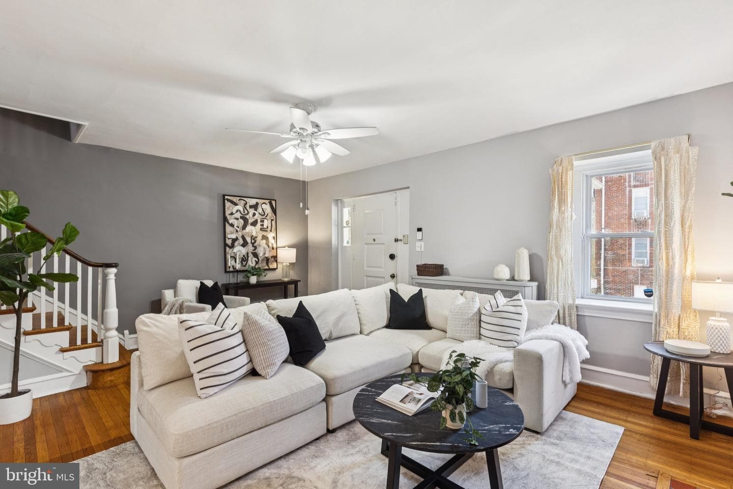 212 Idell Street photo 4
