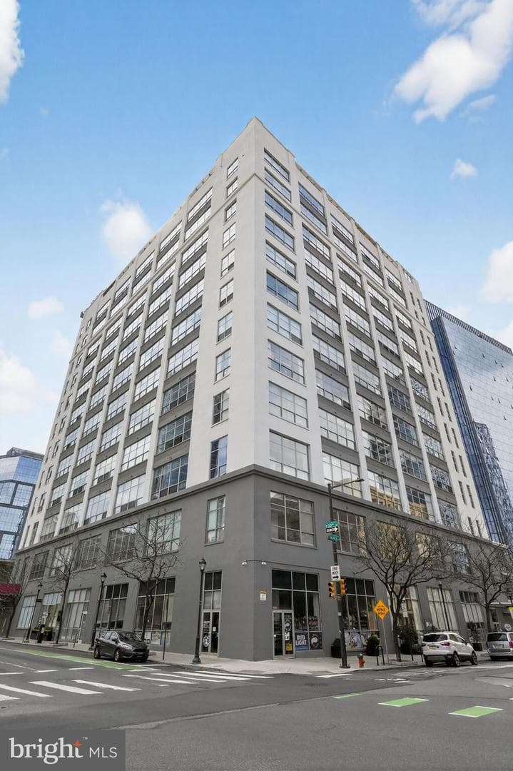 2200 Arch Street #416 photo 37