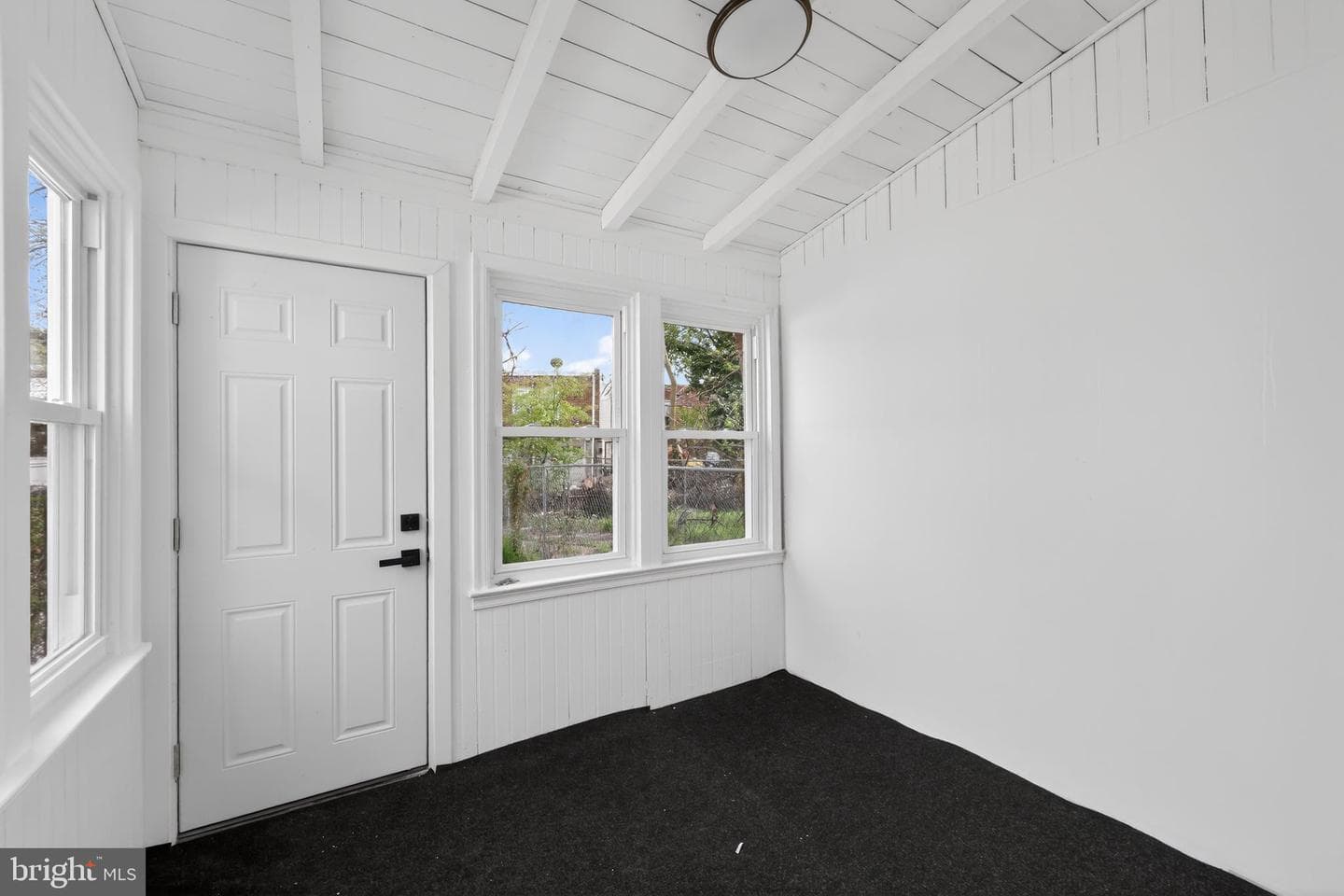 5141 Charles Street photo 27
