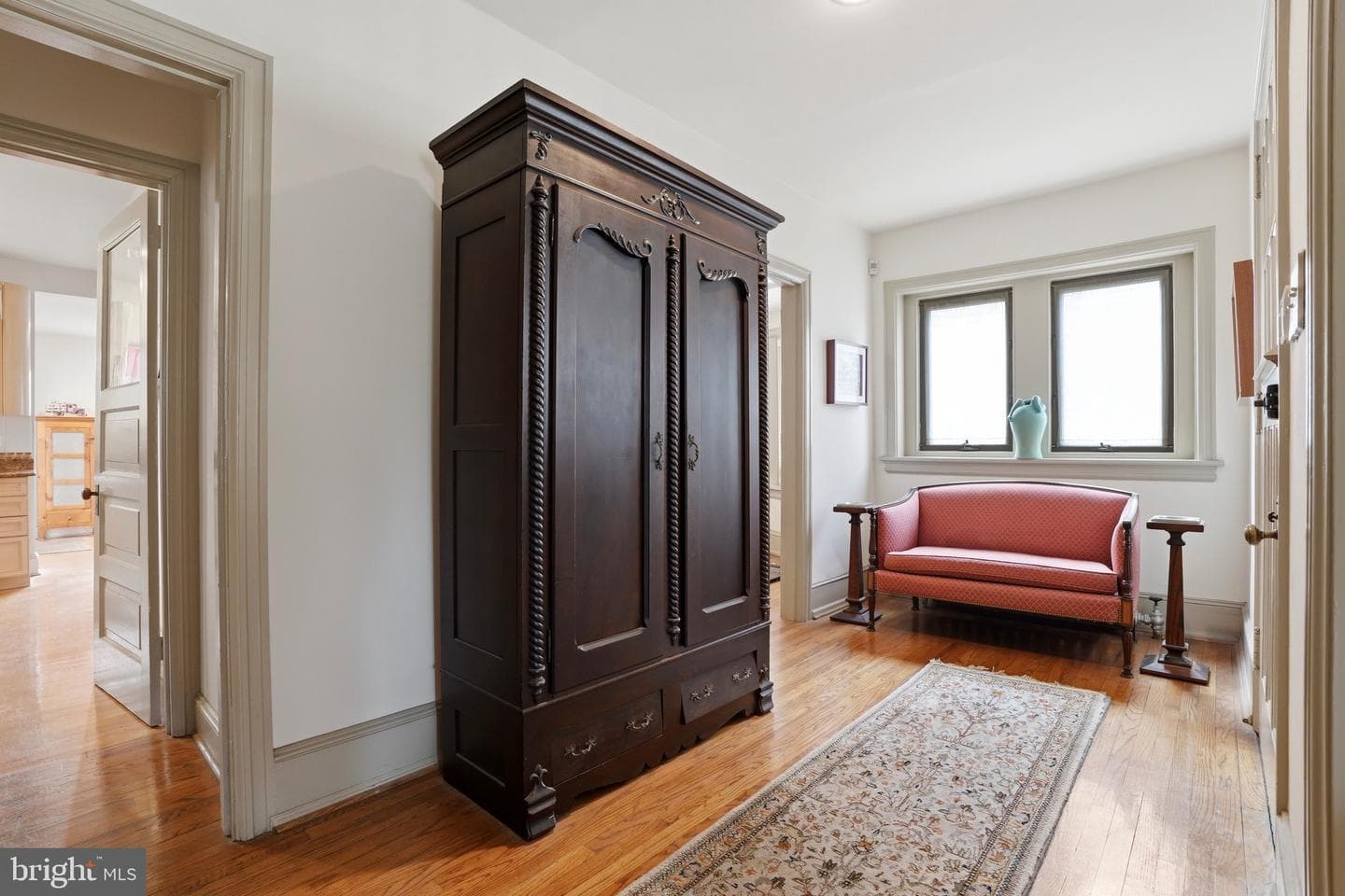 3106 Midvale Avenue photo 6