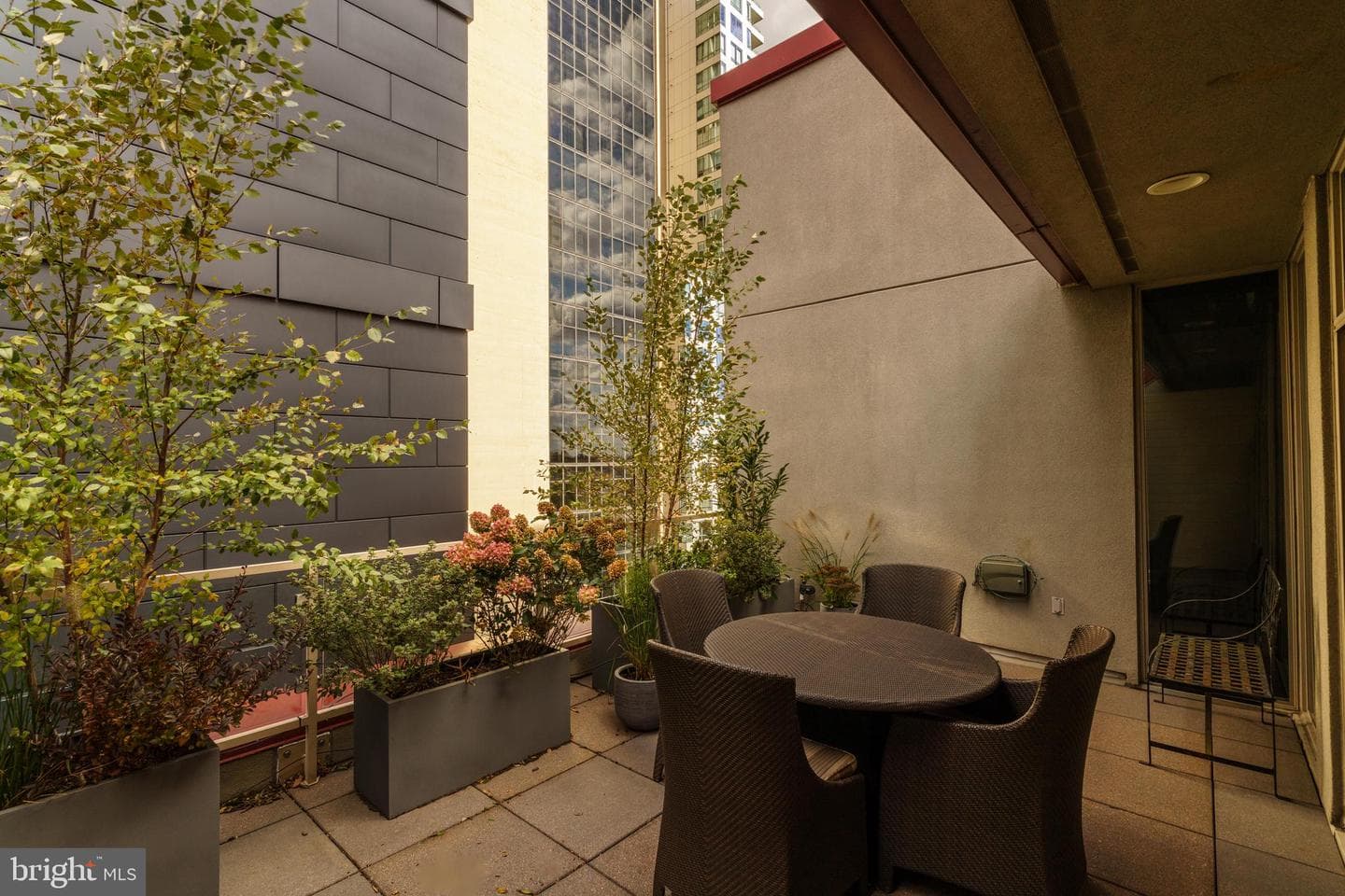 227 S 6th Street #pe photo 3