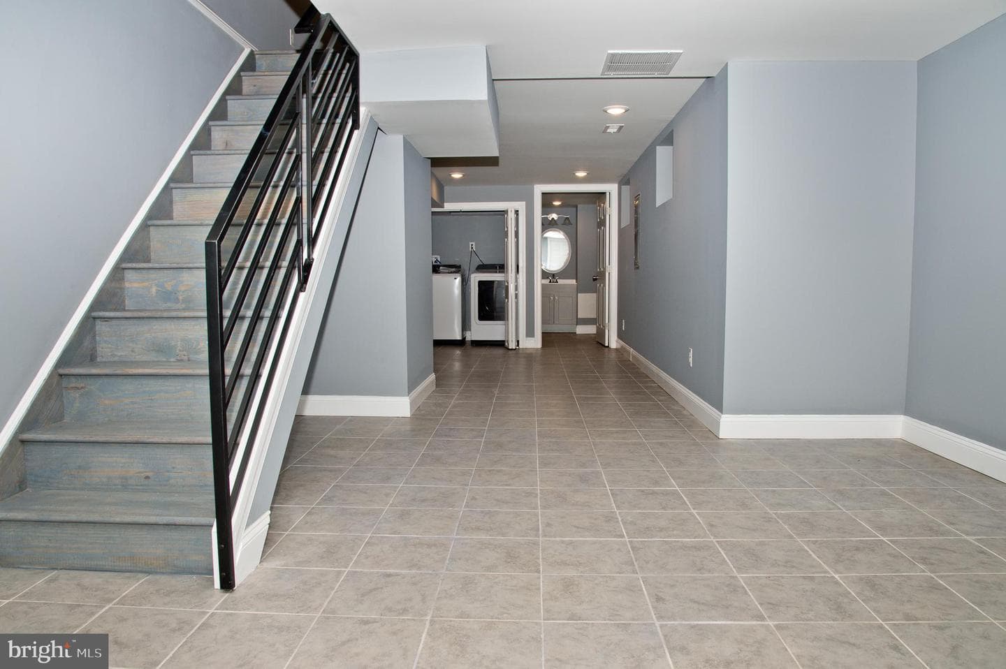 3137 Clifford Street photo 19