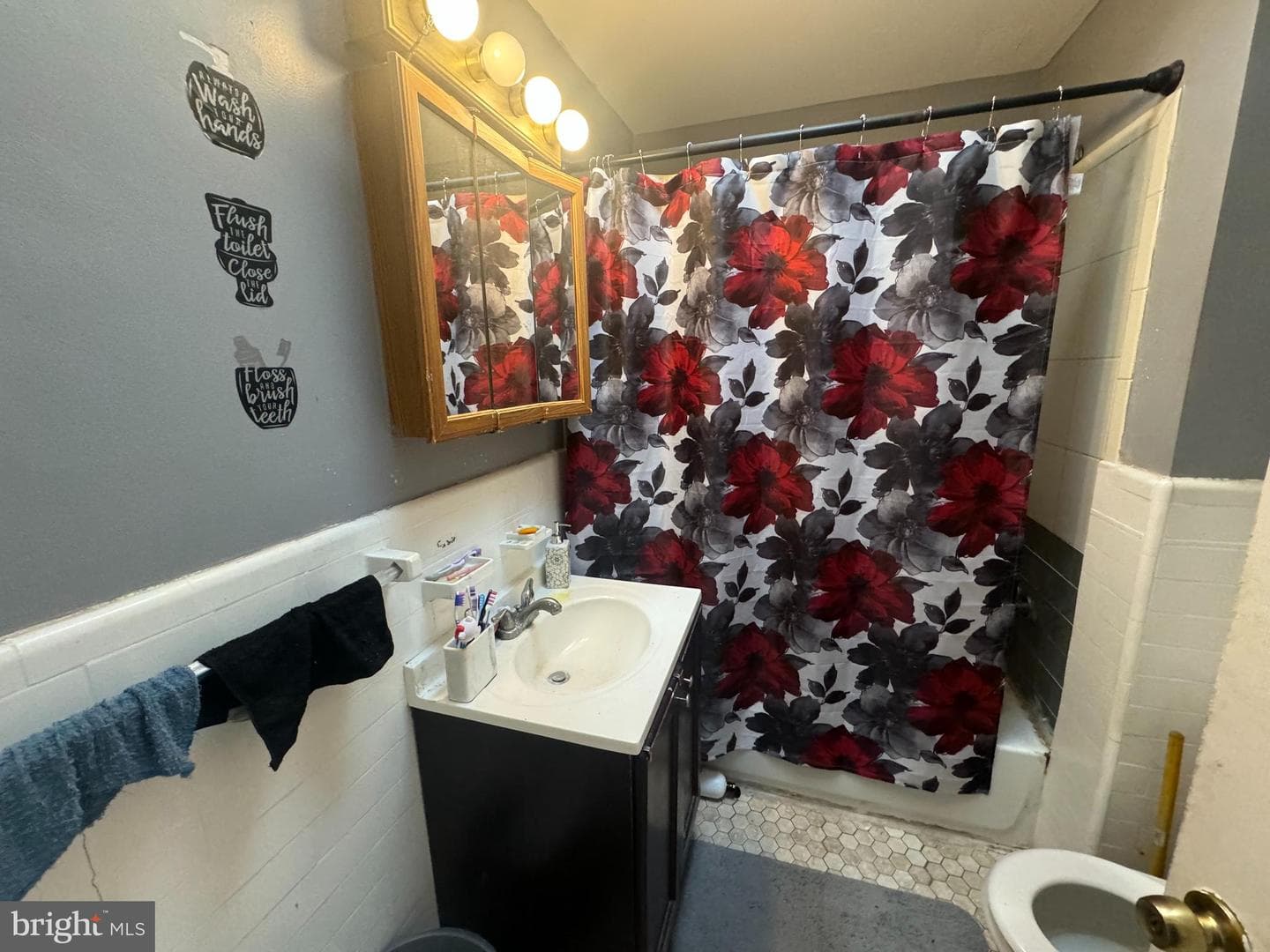4105 Greeby Street photo 5