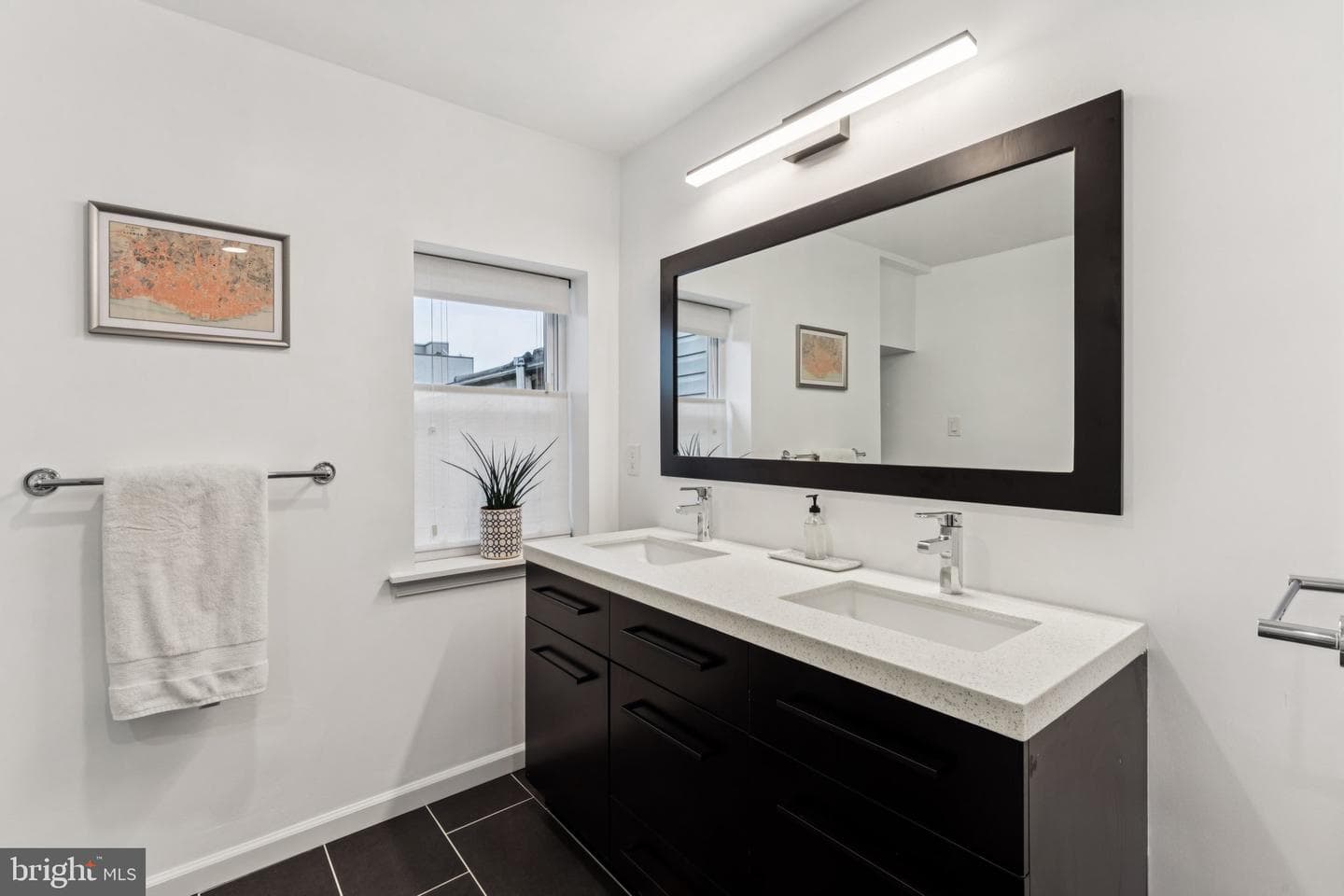 412 Dickinson Street photo 16