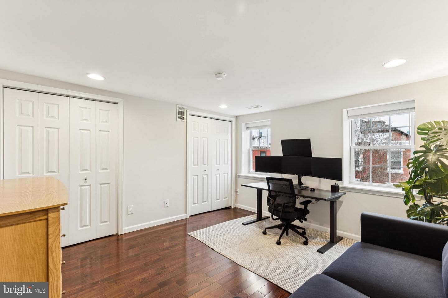 412 Dickinson Street photo 27