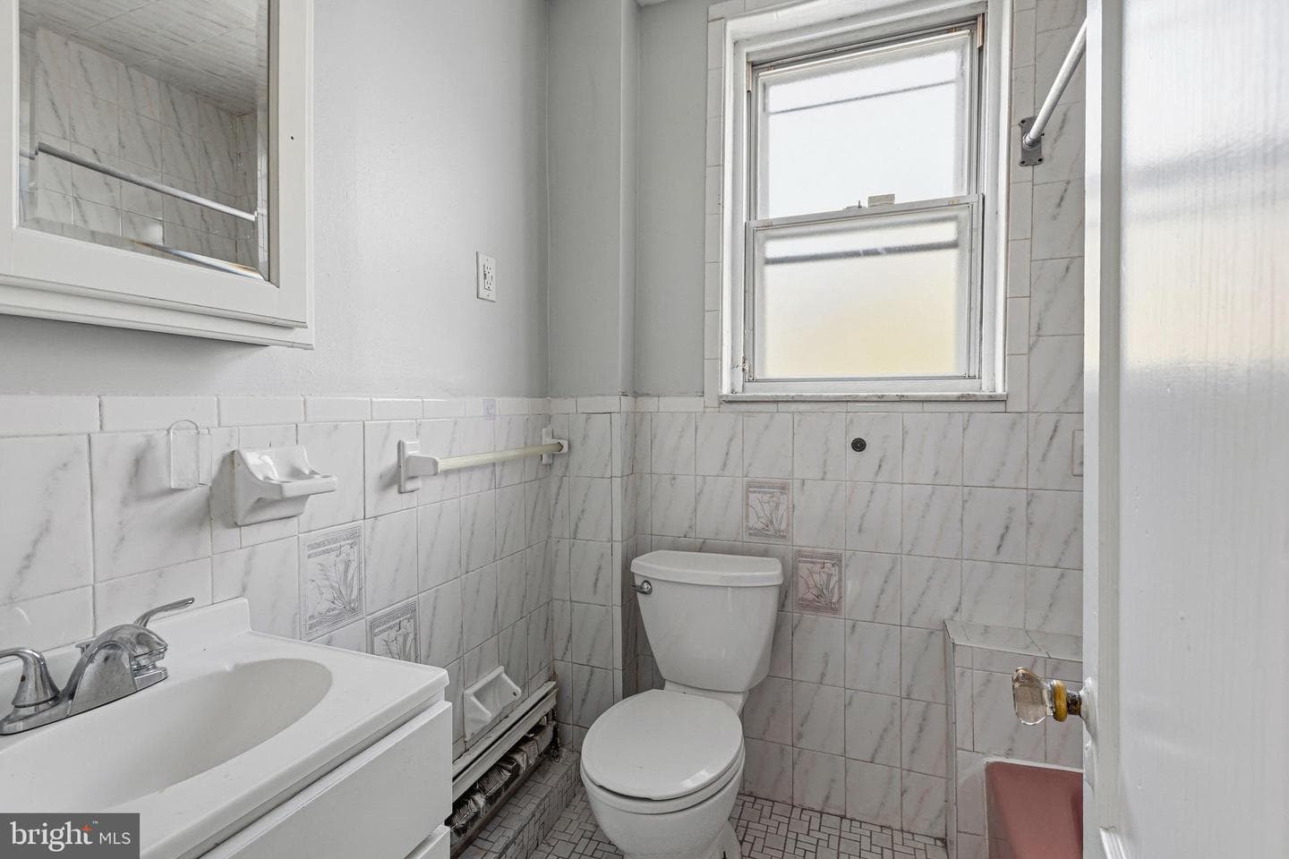 330 E Elwood Street photo 12