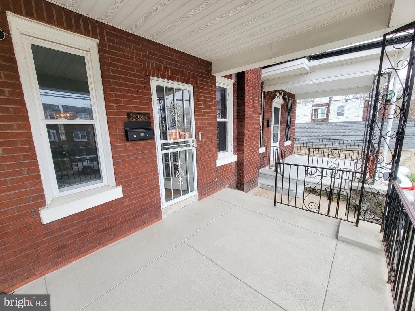 5823 Saul Street photo 2