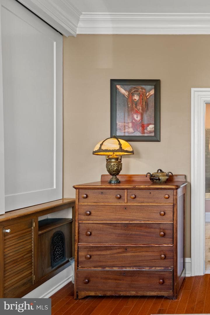 3534 Ainslie Street photo 69