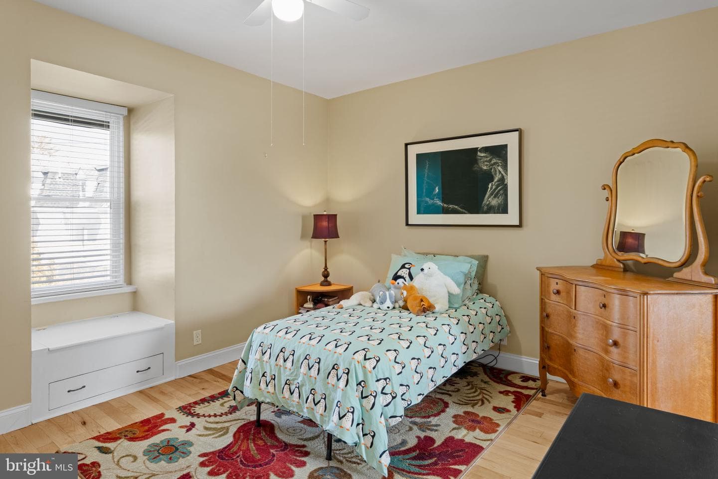 3534 Ainslie Street photo 88