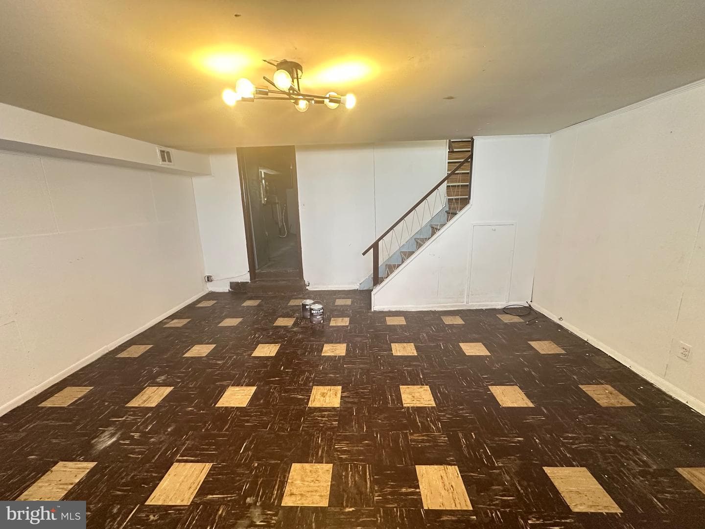 9009 Revere Street photo 17