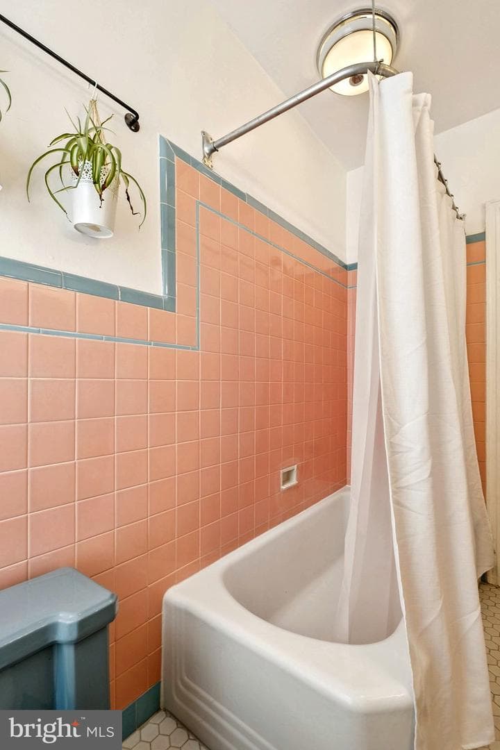 423 E High Street photo 26