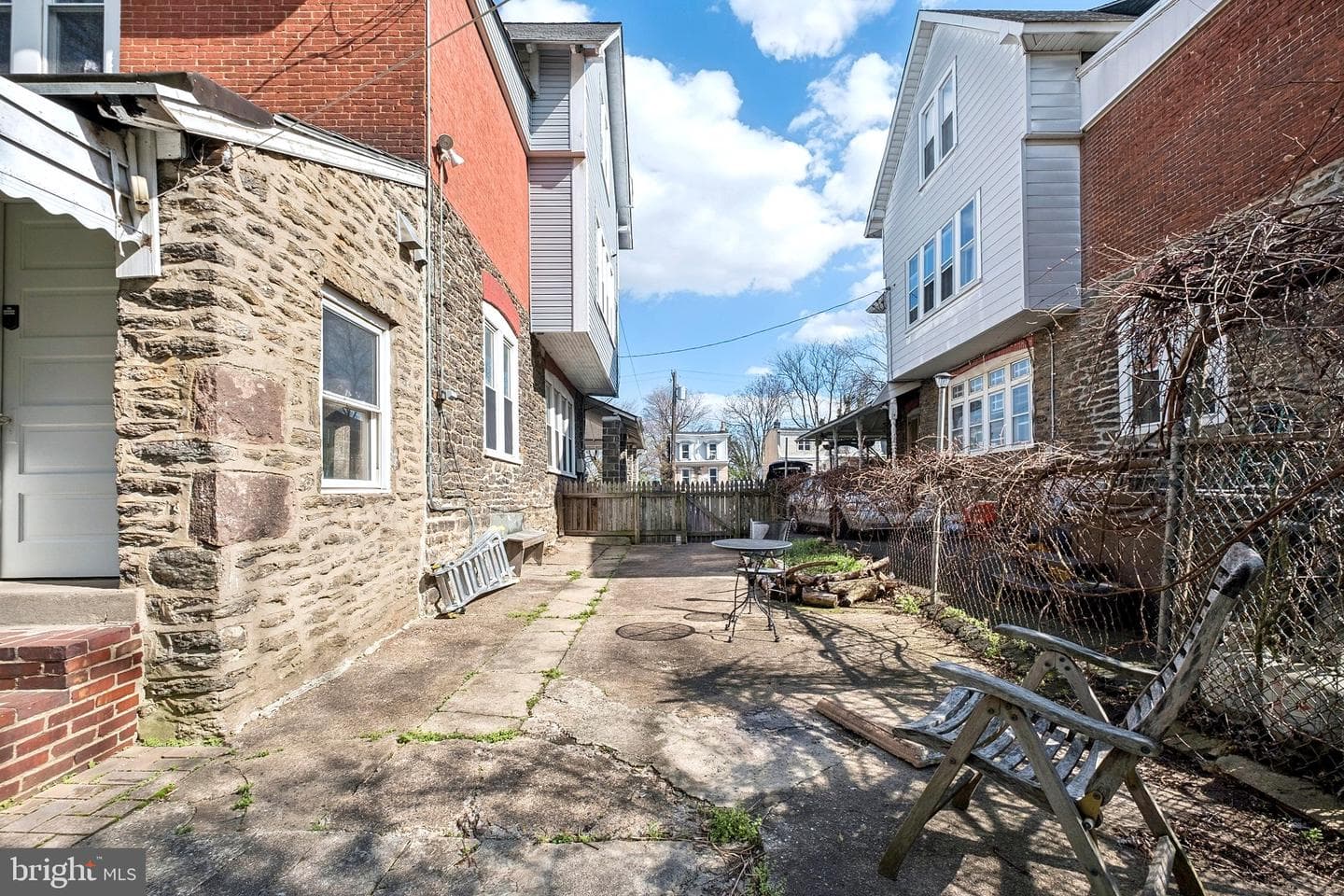 423 E High Street photo 35
