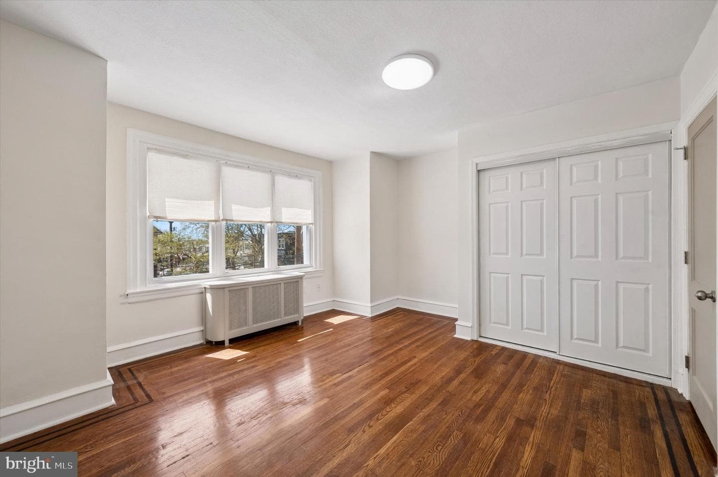 5949 Jefferson Street photo 23