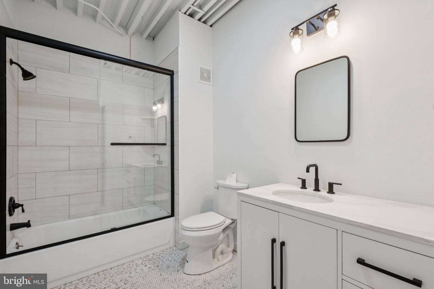 1116 N Bodine Street #c photo 23
