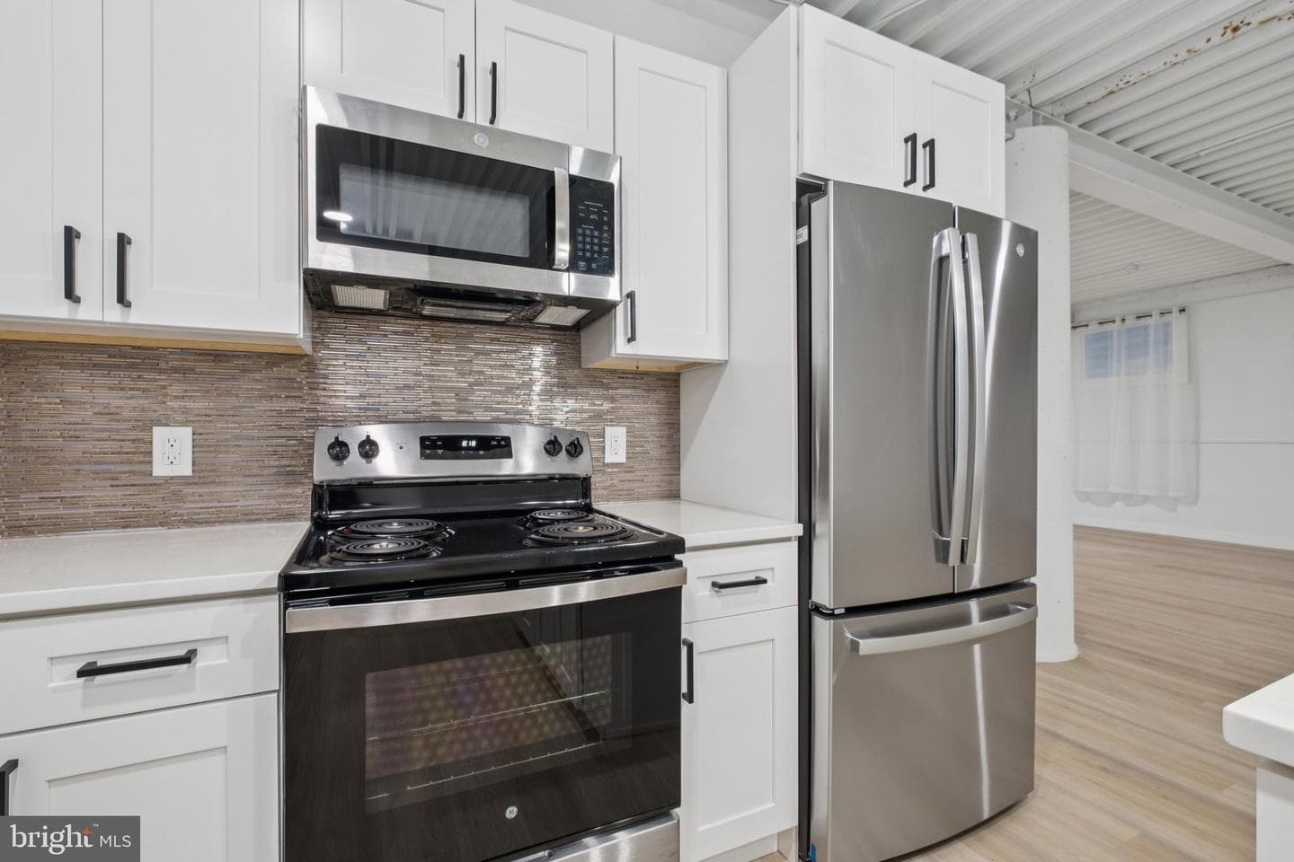 1116 N Bodine Street #c photo 5