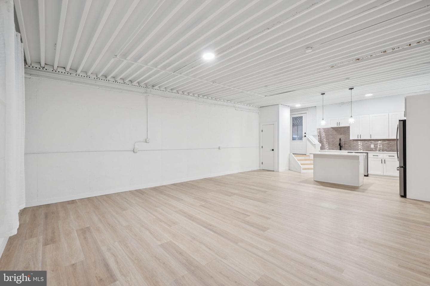 1116 N Bodine Street #c photo 9