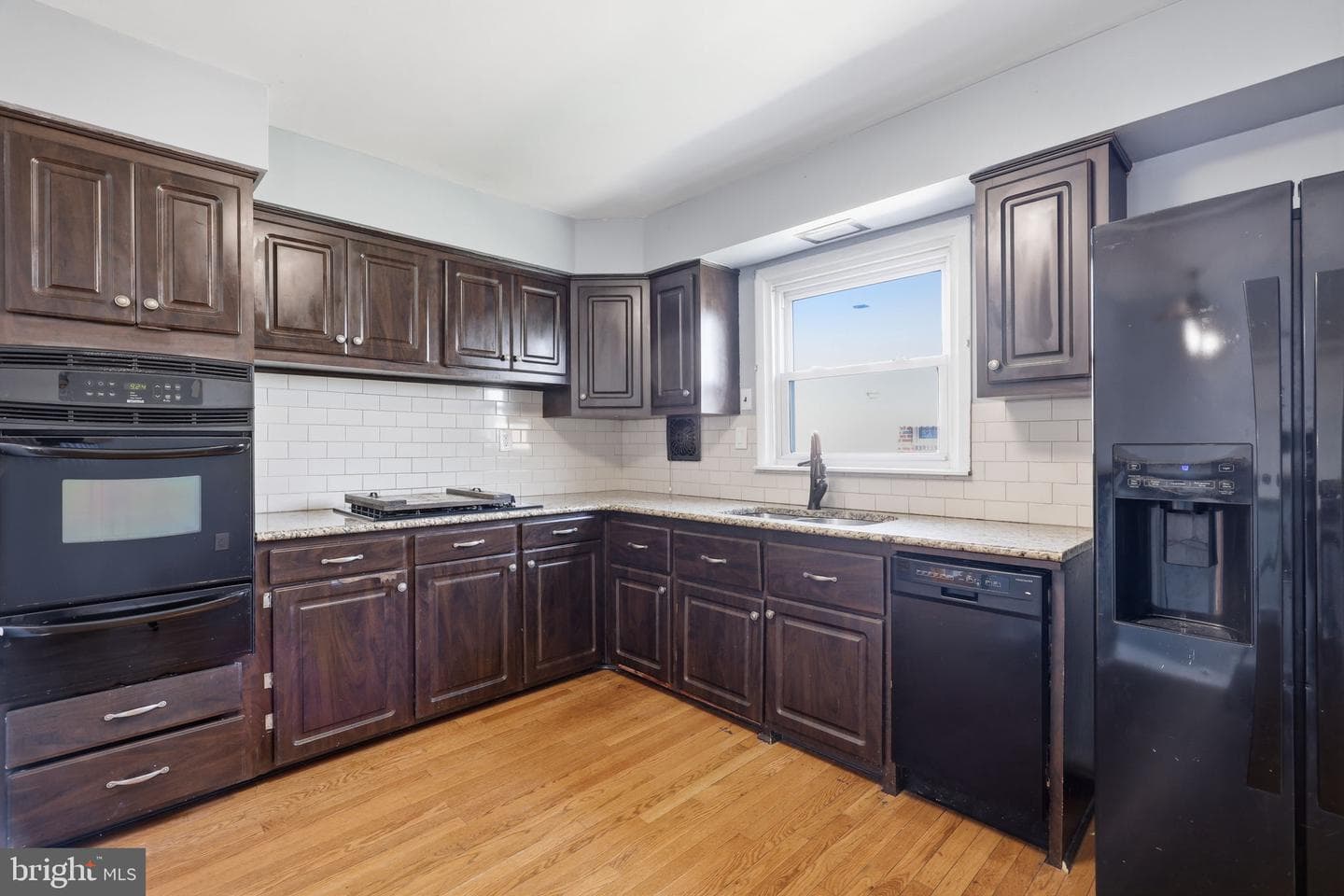 3908 Pearson Avenue photo 12